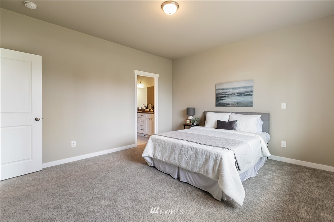 6933 Red Ridge Drive, Unit B Lynden, WA 98264 - Photo 16 of 31 Gallery Image 16