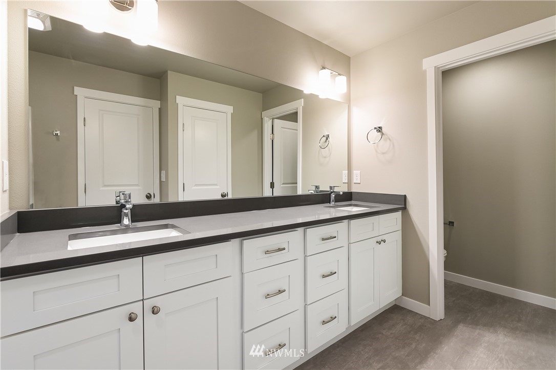 6933 Red Ridge Drive, Unit B Lynden, WA 98264 - Photo 28 of 31 Gallery Image 28