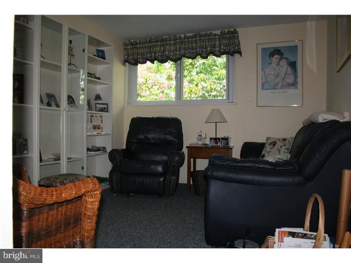 265 Ellis Road Havertown, PA 19083 - Photo 16 of 21 Bedroom 3