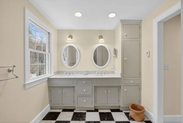 $2,500,000 | 225 Lowell Street, Carlisle, MA 01741