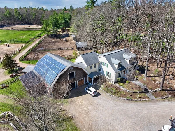 $2,500,000 | 225 Lowell Street, Carlisle, MA 01741