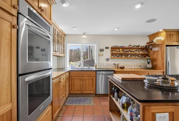$2,500,000 | 225 Lowell Street, Carlisle, MA 01741