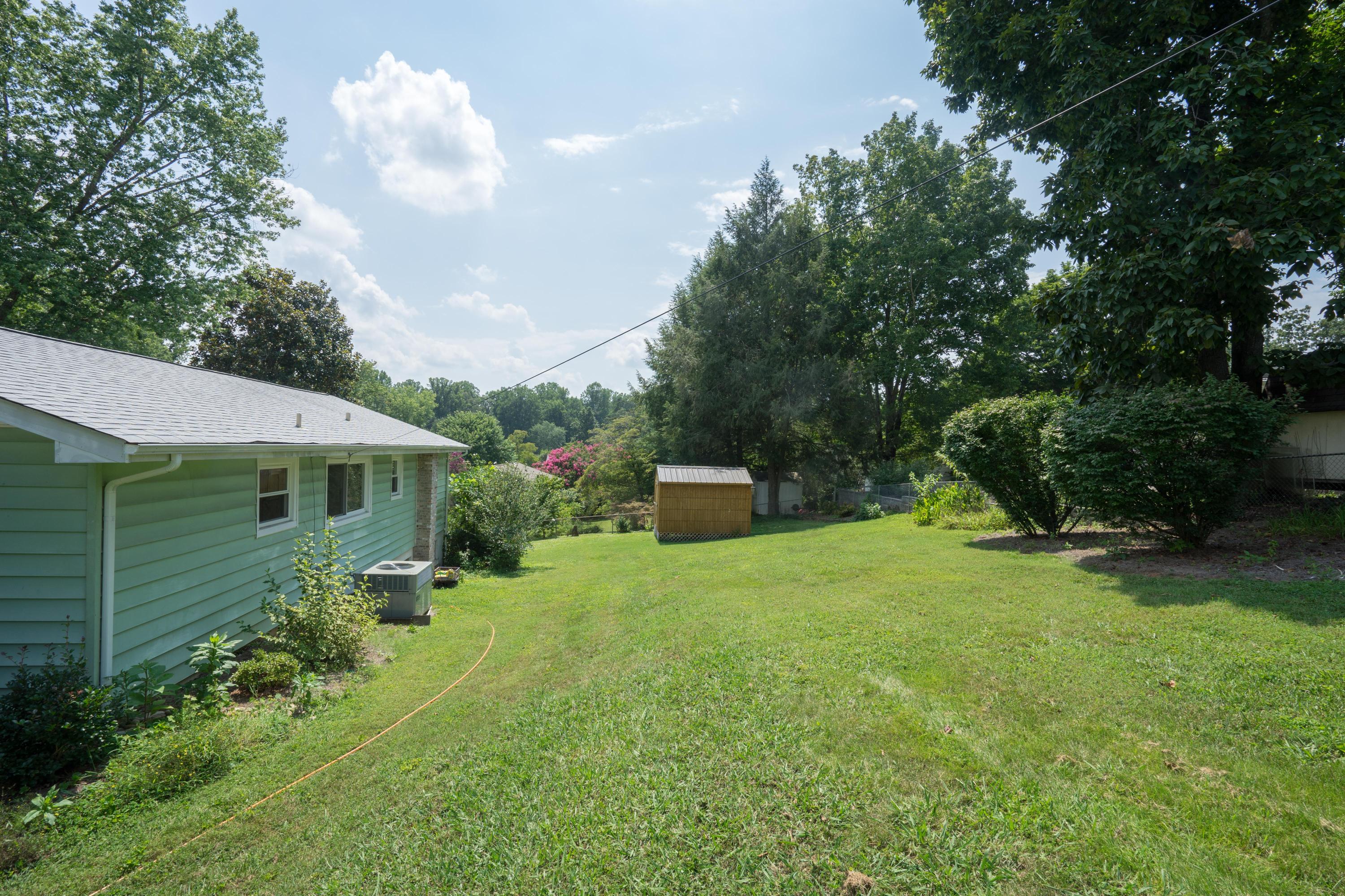 100 Wayside Road Oak Ridge, TN 37830 - Photo 17 of 20 DSC09956