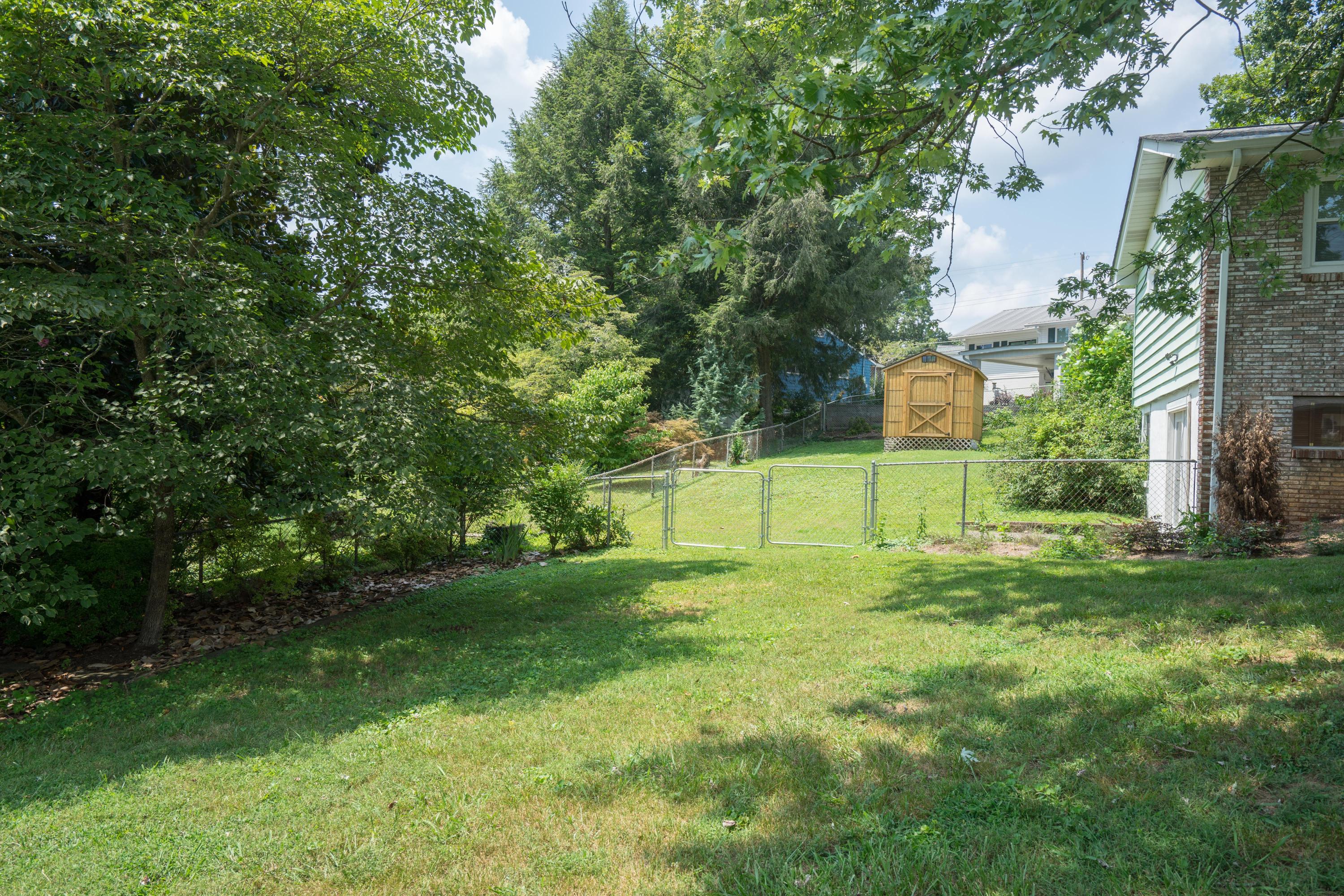 100 Wayside Road Oak Ridge, TN 37830 - Photo 20 of 20 DSC09925