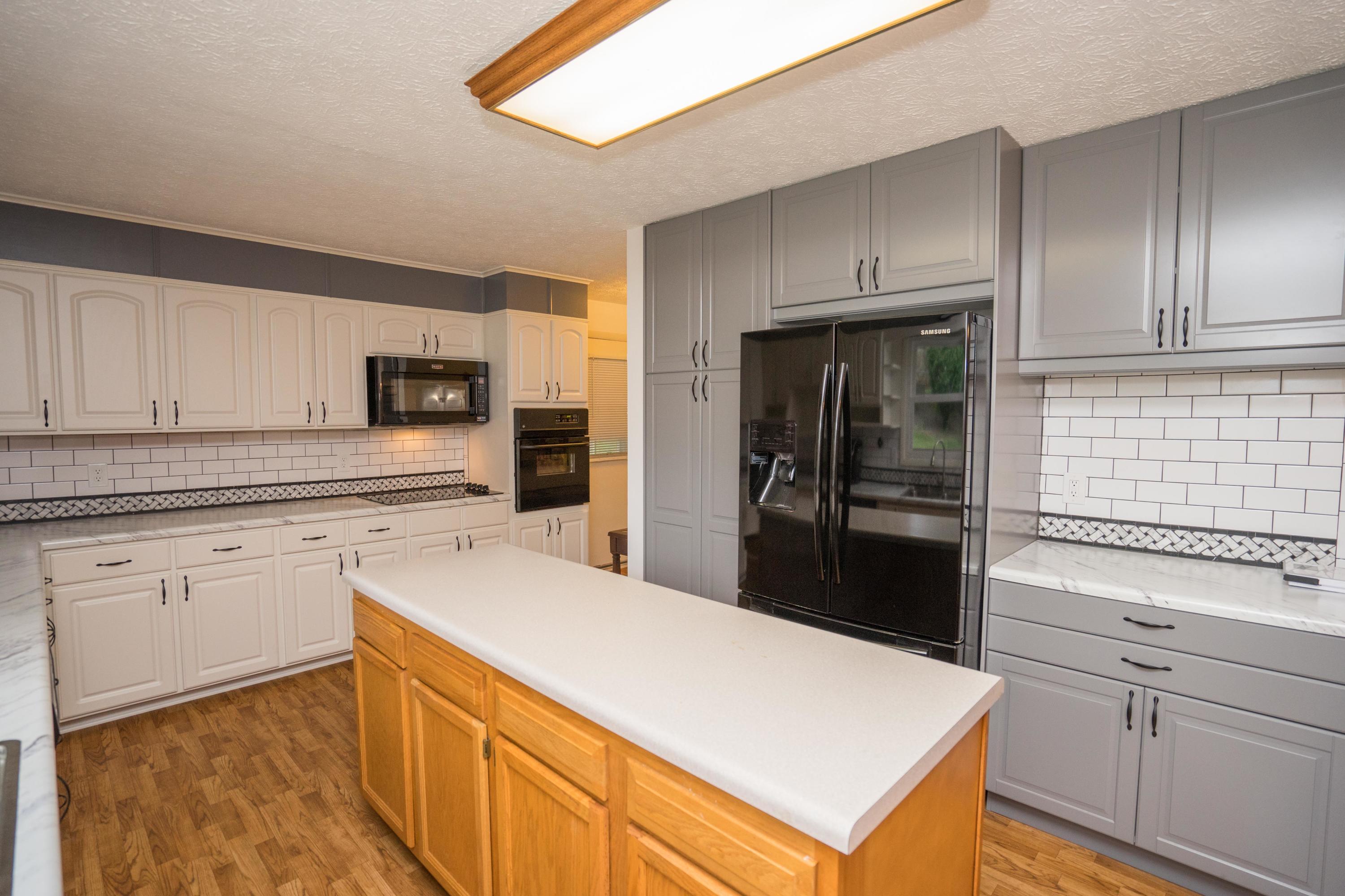 100 Wayside Road Oak Ridge, TN 37830 - Photo 7 of 20 DSC09936