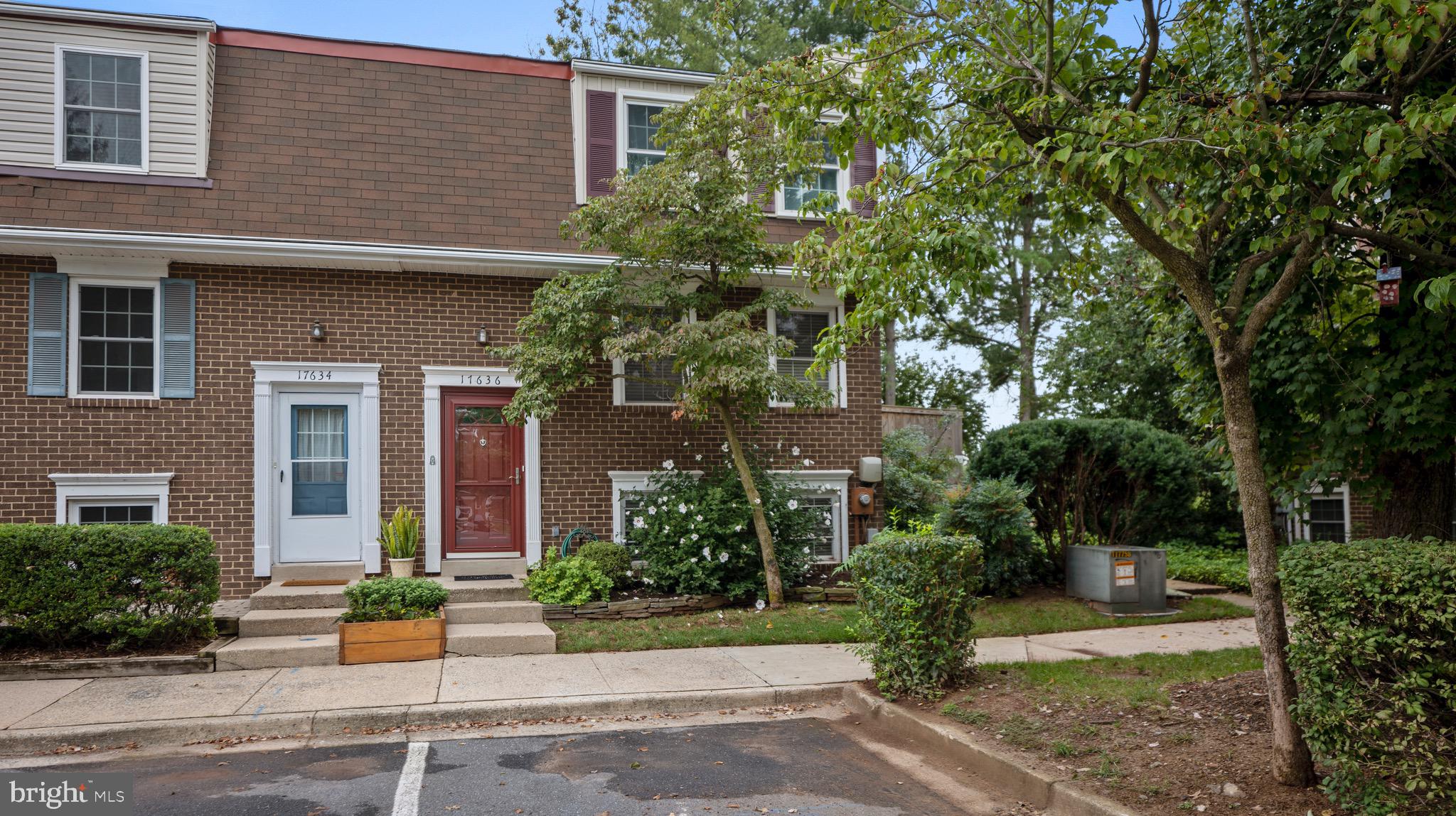 Welcome Home to this updated end unit townhouse!