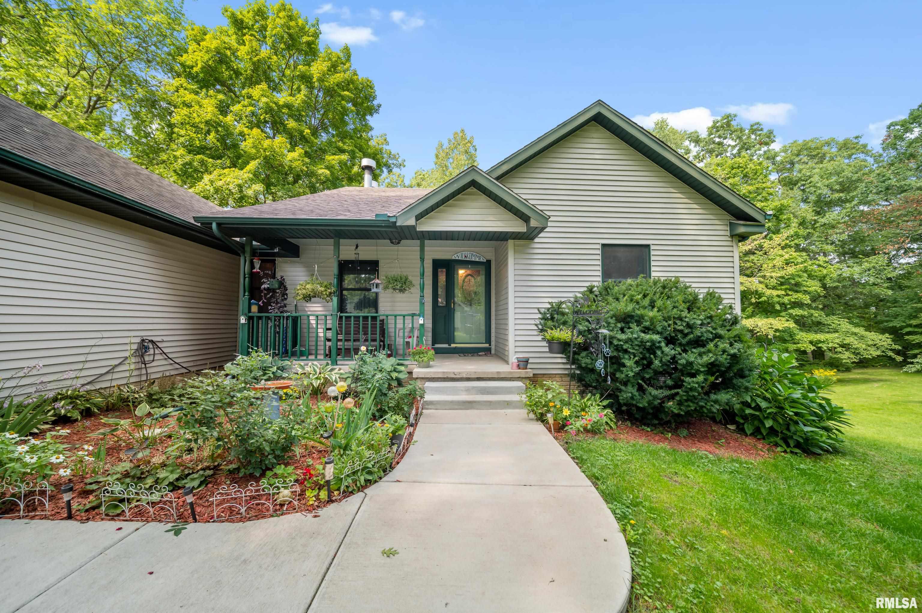 9909 132nd St Court West Taylor Ridge, IL 61284 - Photo 1 of 29 Gallery Image 1