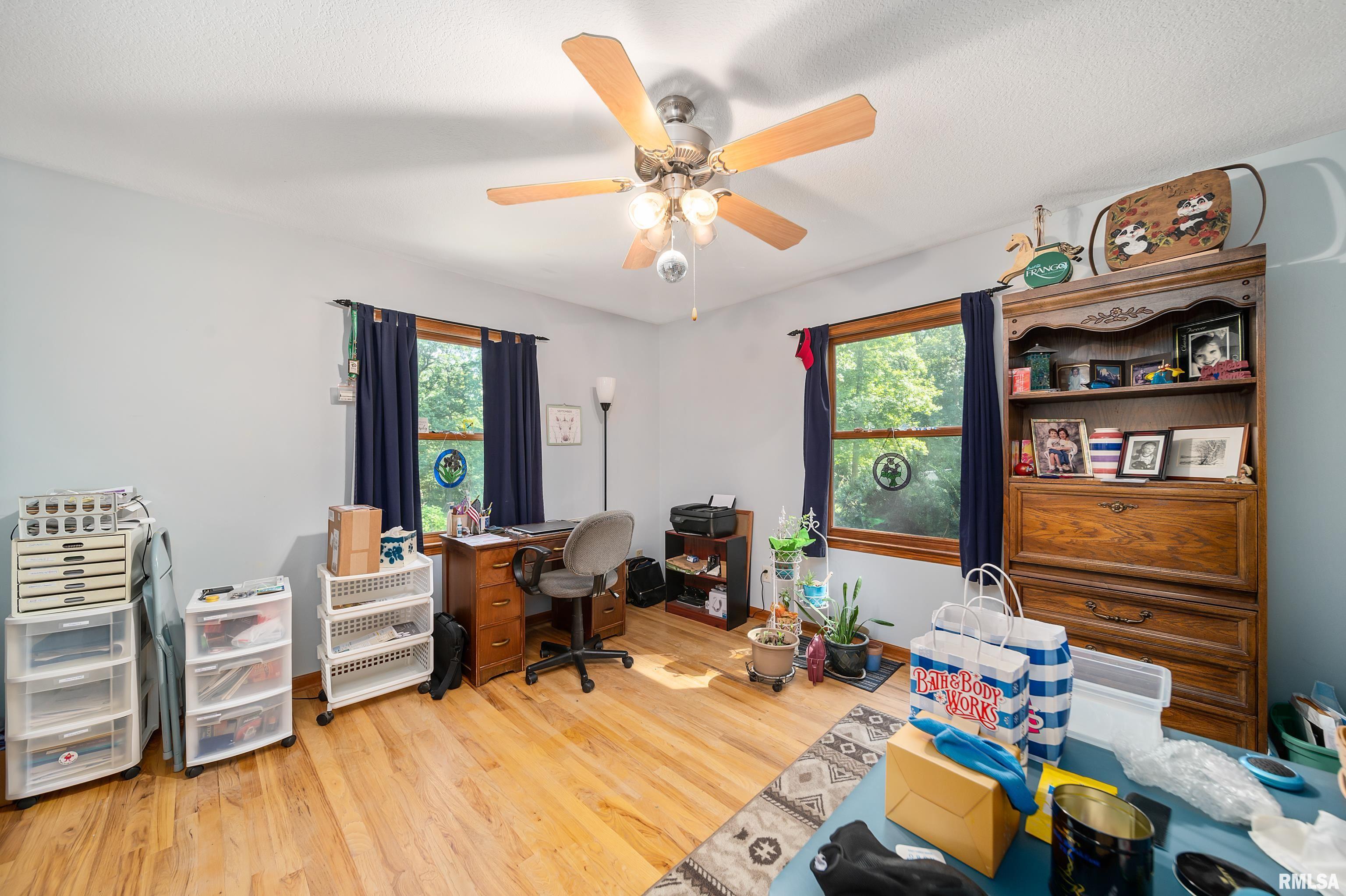 9909 132nd St Court West Taylor Ridge, IL 61284 - Photo 13 of 29 Gallery Image 13