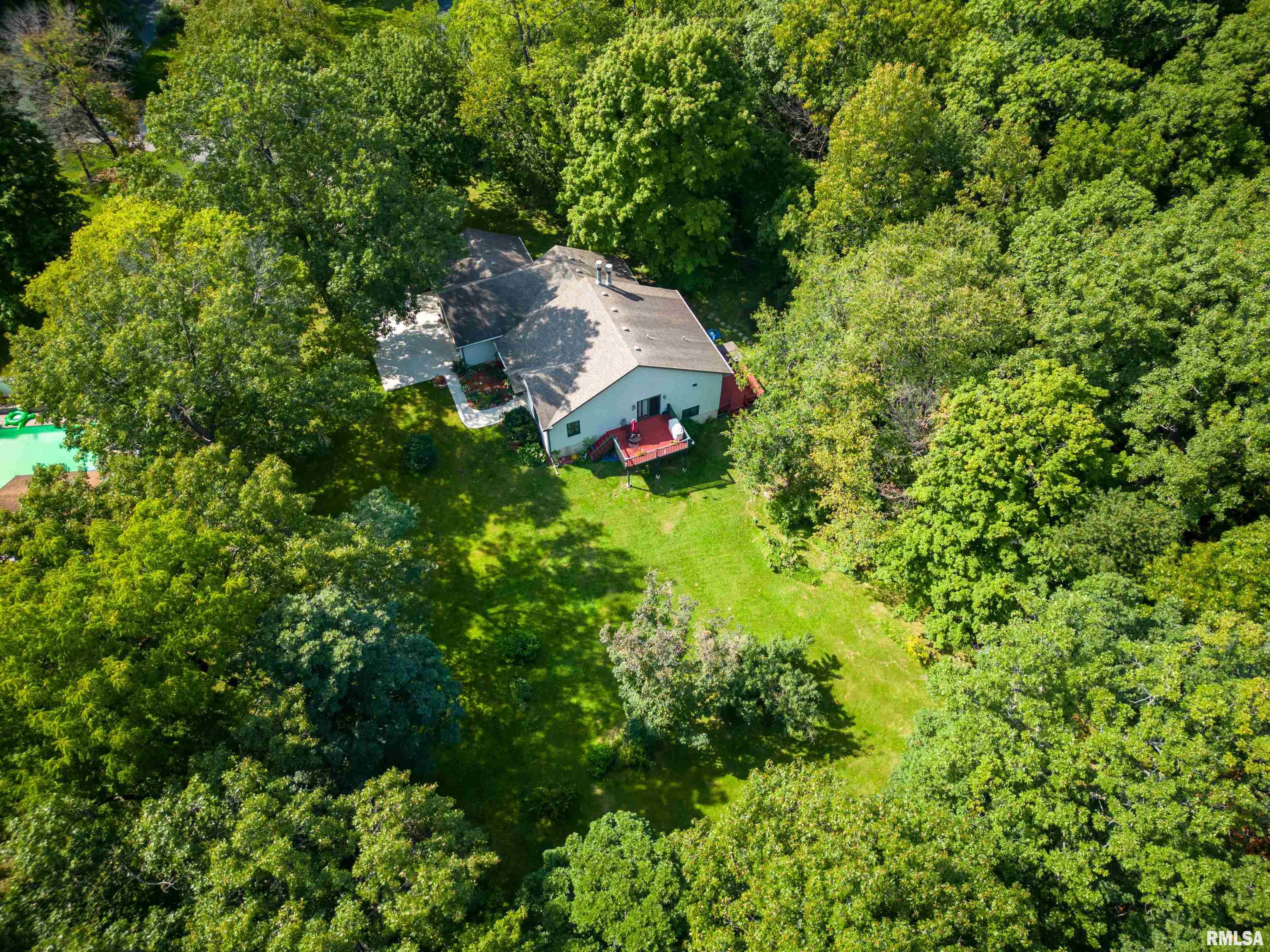 9909 132nd St Court West Taylor Ridge, IL 61284 - Photo 2 of 29 Gallery Image 2