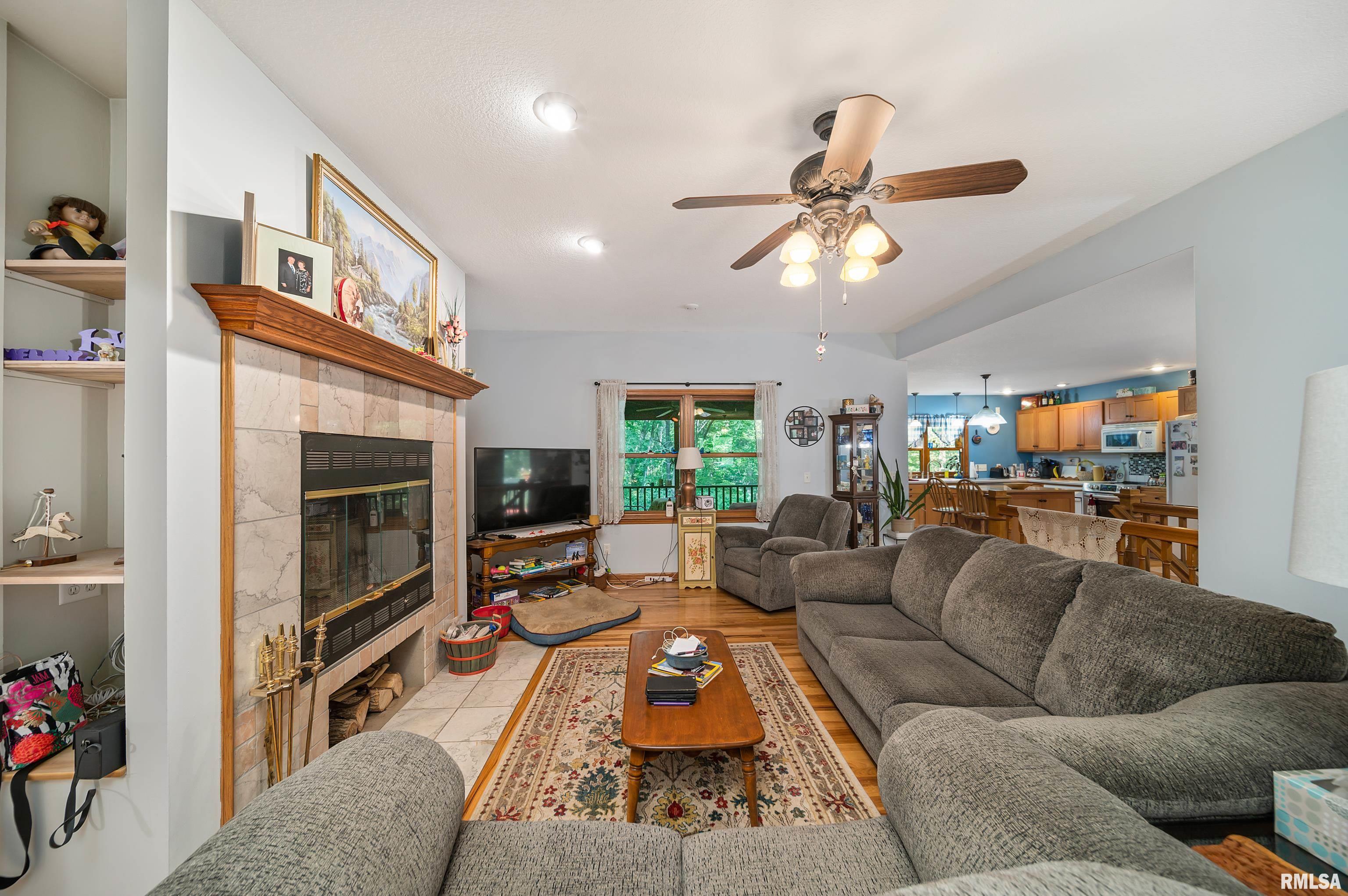9909 132nd St Court West Taylor Ridge, IL 61284 - Photo 4 of 29 Gallery Image 4