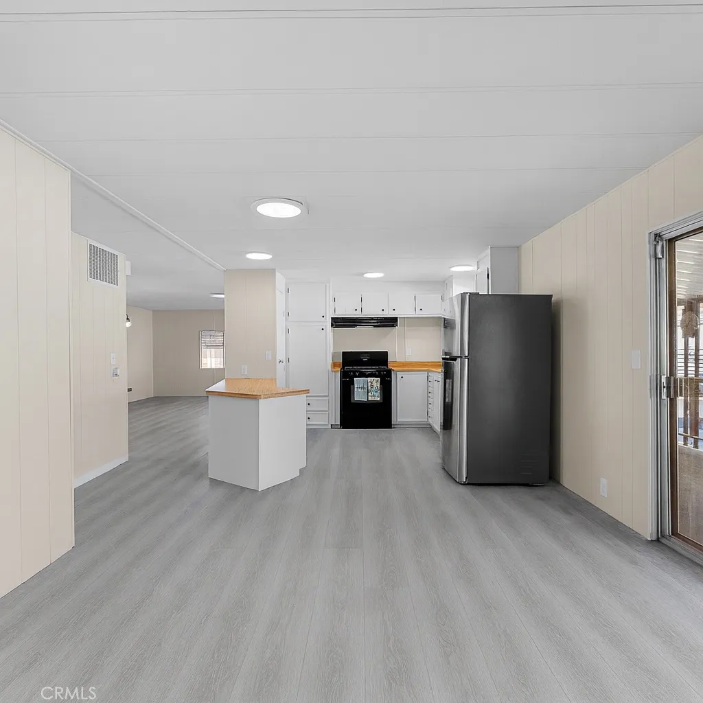 35218 Fir, Unit 30 Yucaipa, CA 92399 - Photo 13 of 41