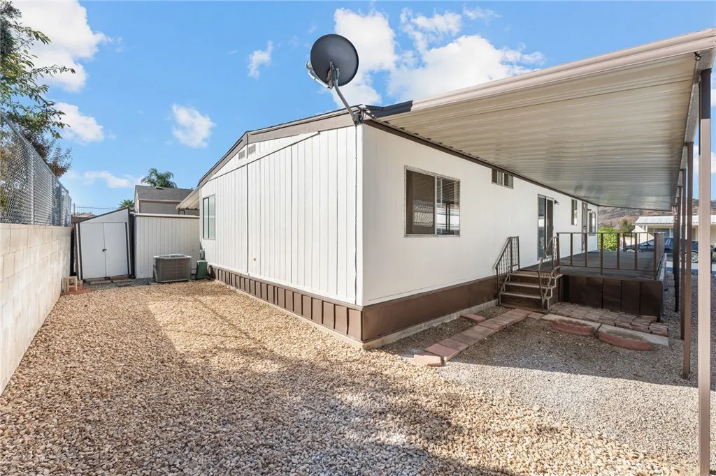 35218 Fir, Unit 30 Yucaipa, CA 92399 - Photo 33 of 41