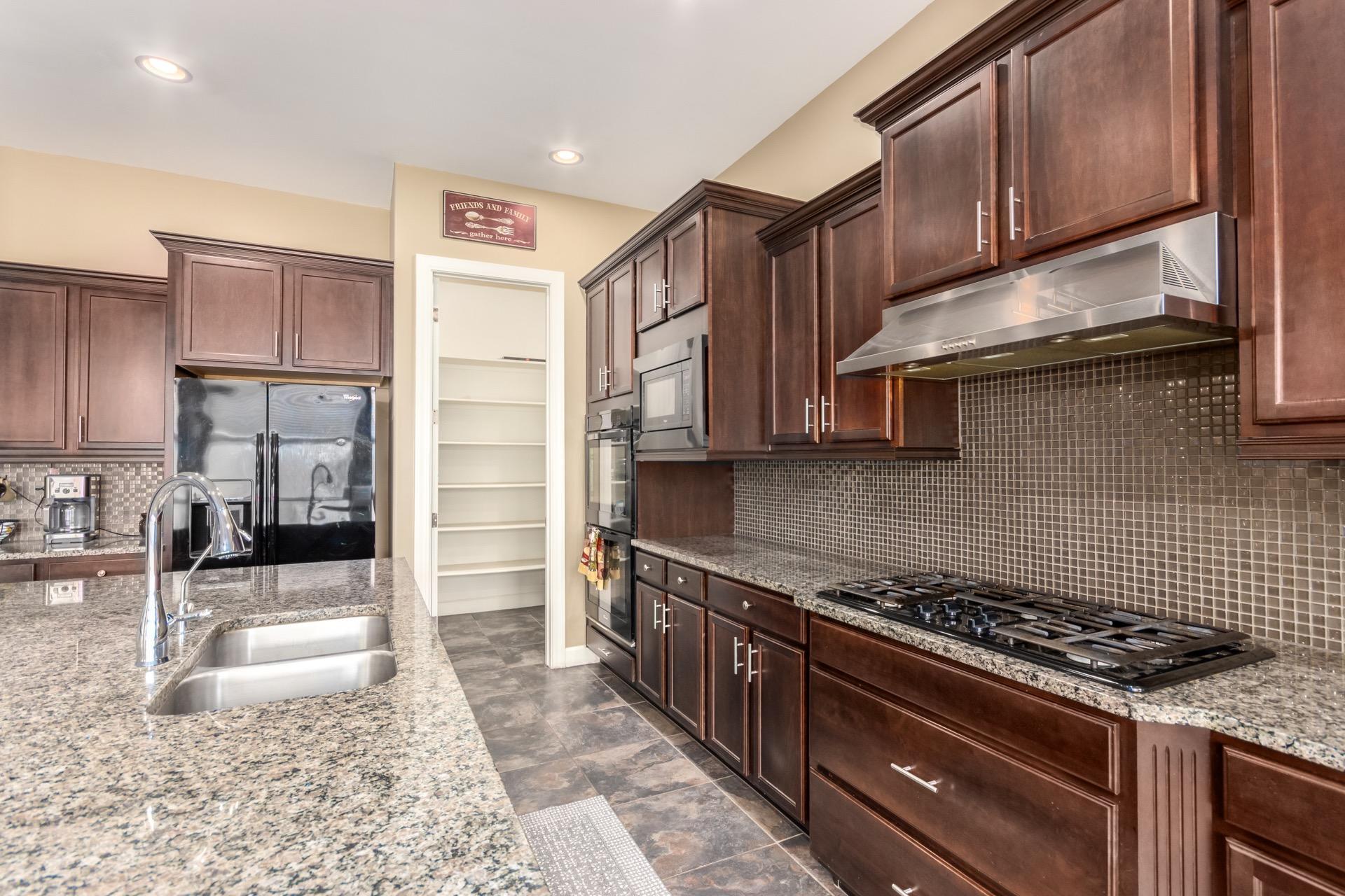 22286 East Rosa Road Queen Creek, AZ 85142 - Photo 16 of 40 Rosa-18