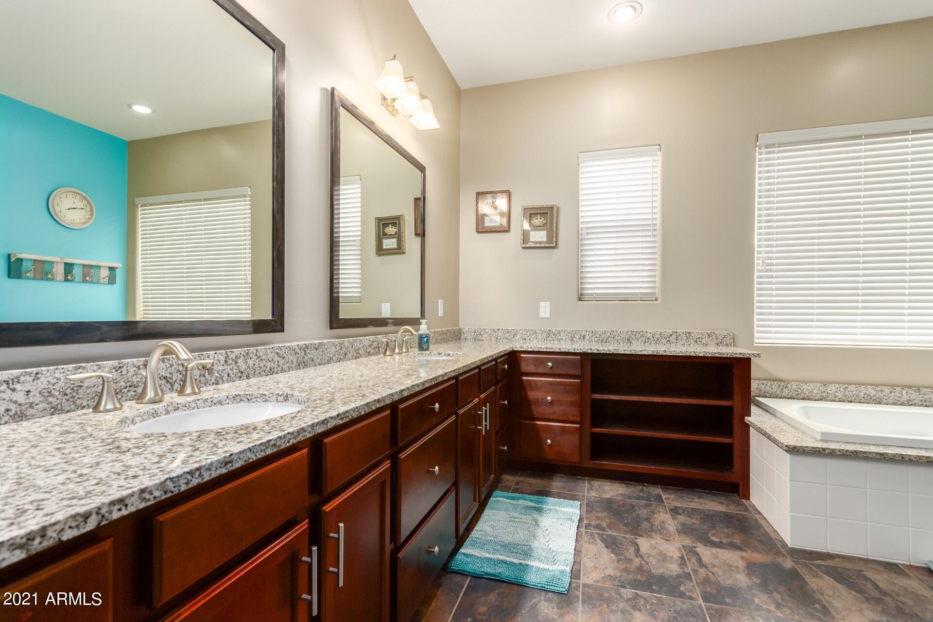 22286 East Rosa Road Queen Creek, AZ 85142 - Photo 29 of 40 Rosa-32