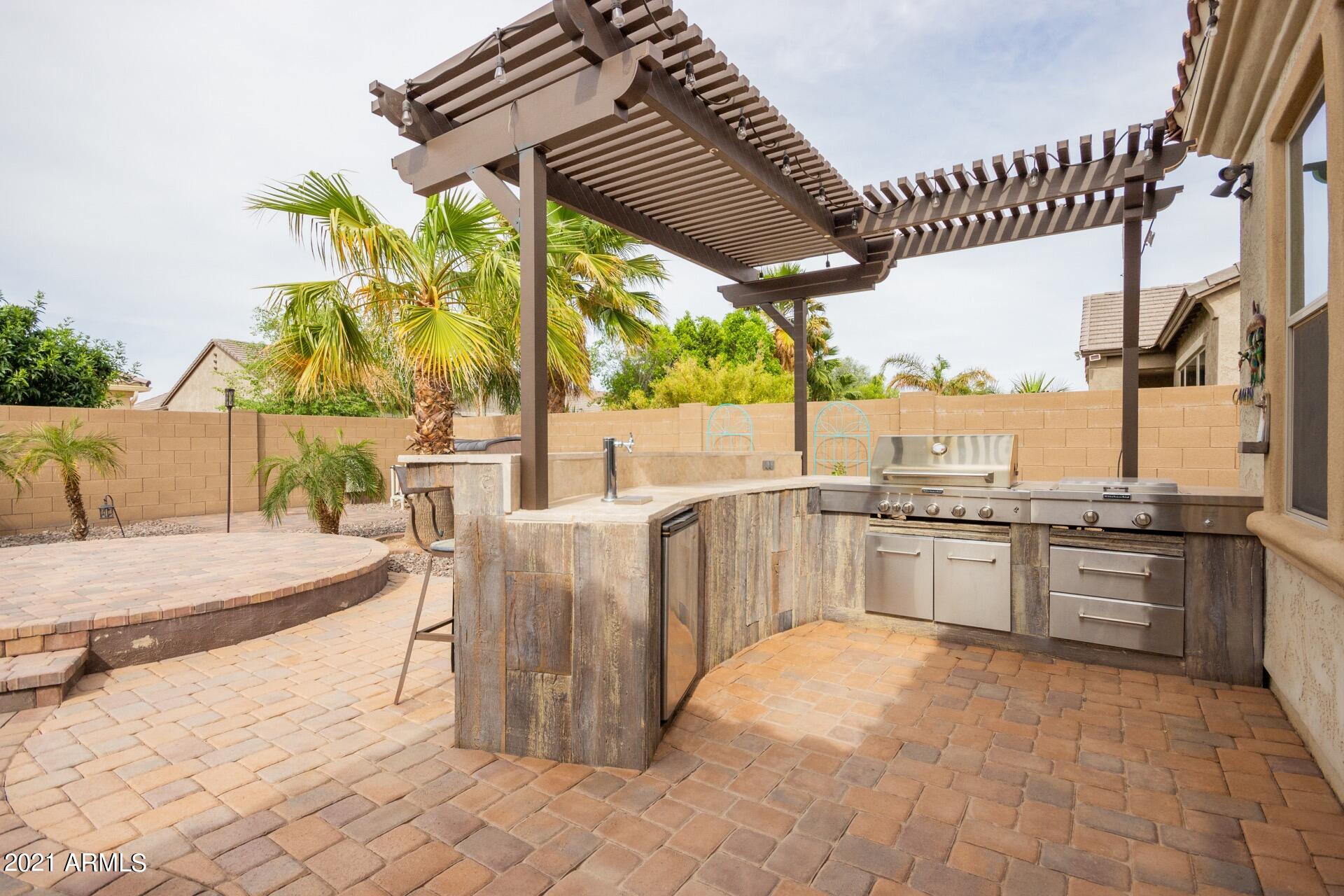 22286 East Rosa Road Queen Creek, AZ 85142 - Photo 3 of 40 Rosa-7