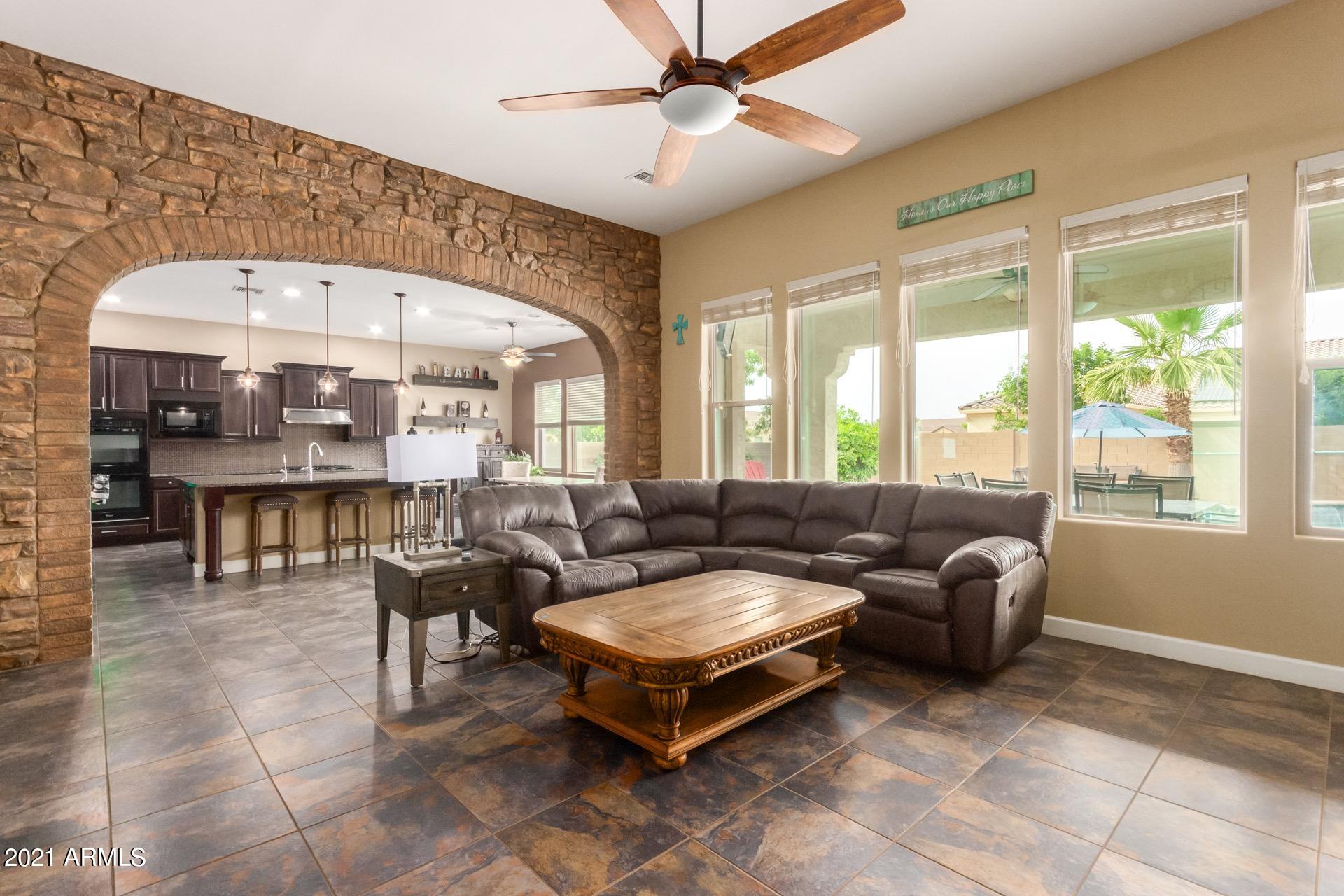 22286 East Rosa Road Queen Creek, AZ 85142 - Photo 9 of 40 Rosa-14