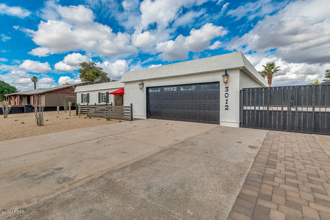 3012 West Greenway Road Phoenix, AZ 85053 - Photo 3 of 46 03-Greenway