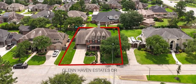 $500,000 | 18719 Glenn Haven Estates Drive, Spring, TX 77379