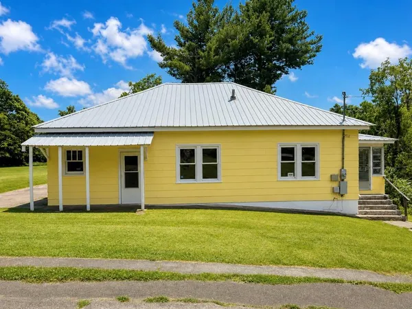$165,000 | 411 Paint Street, Beckley, WV 25801