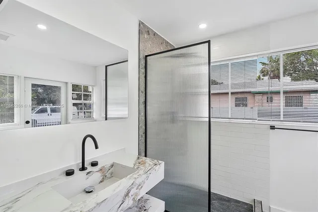 $15,000 | 58 Northeast 45th Street, Miami, FL 33137