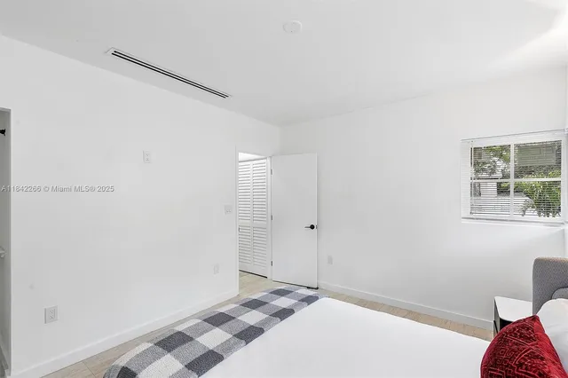 $15,000 | 58 Northeast 45th Street, Miami, FL 33137