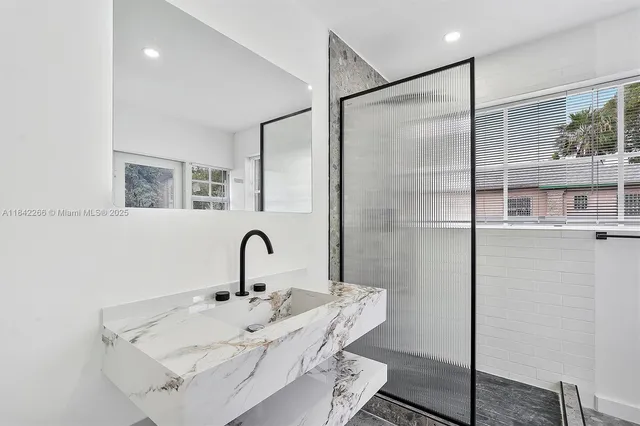 $15,000 | 58 Northeast 45th Street, Miami, FL 33137