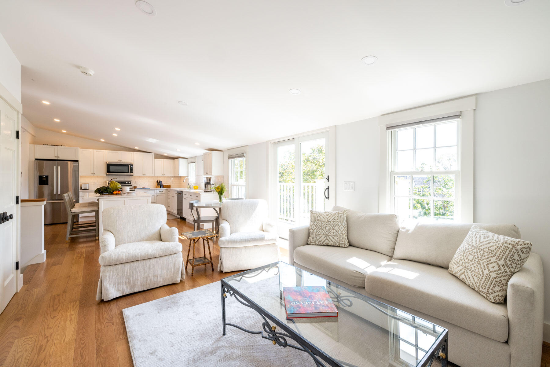 31 North Summer Street Edgartown, MA 02539 - Photo 11 of 16 21