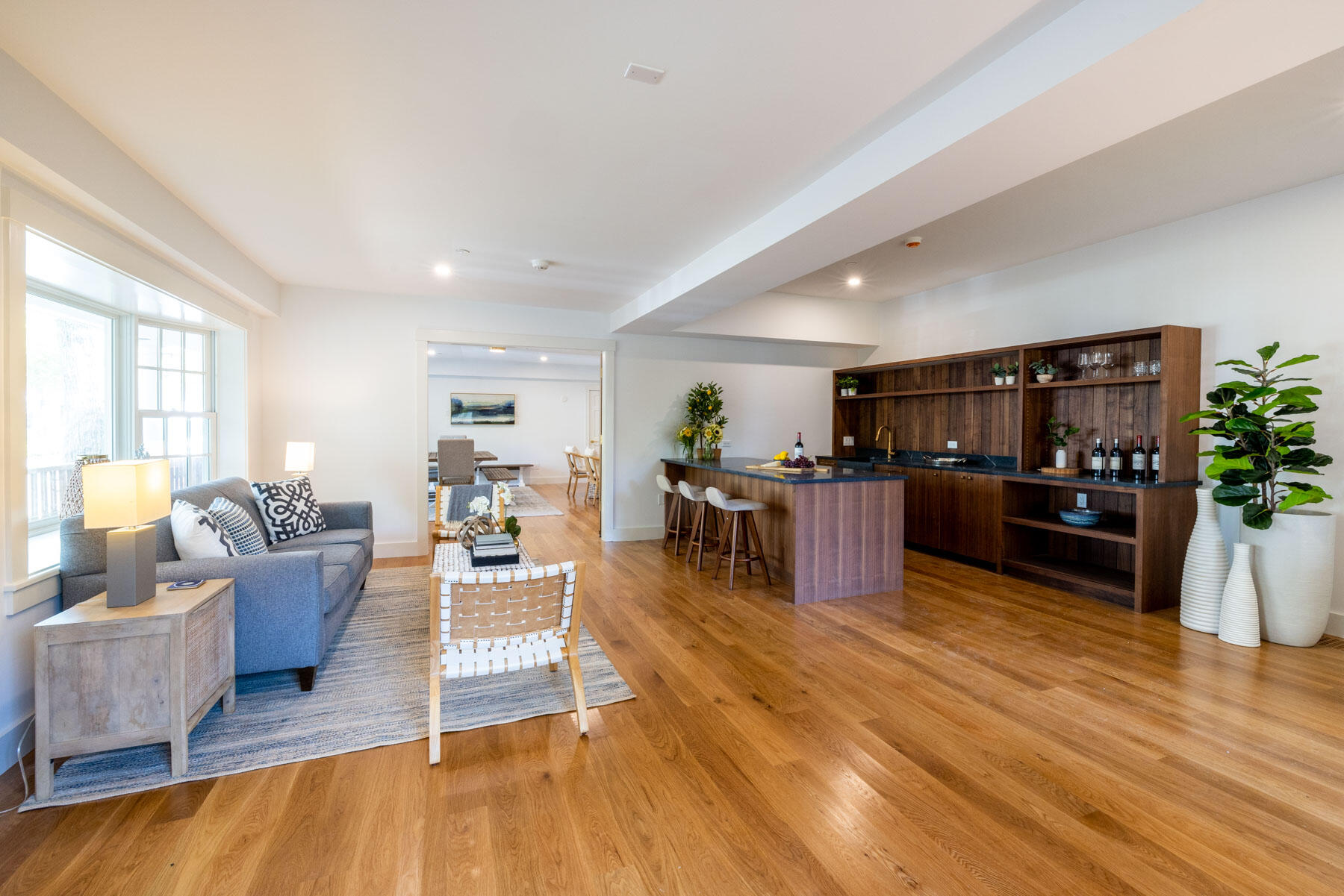 31 North Summer Street Edgartown, MA 02539 - Photo 2 of 16 3