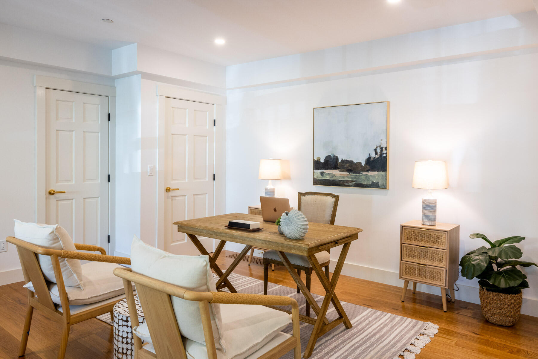 31 North Summer Street Edgartown, MA 02539 - Photo 4 of 16 8