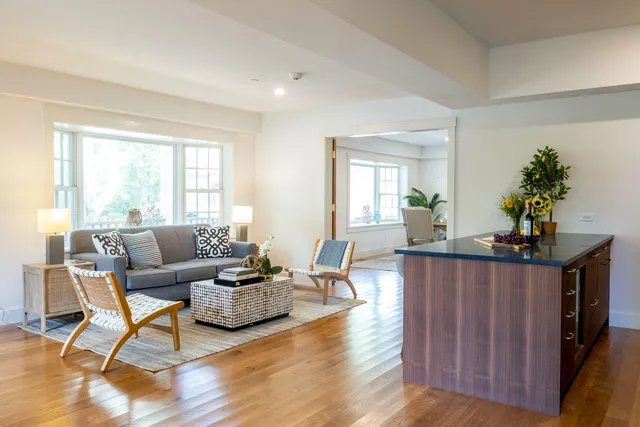 $6,500,000 | 31 North Summer Street, Edgartown, MA 02539