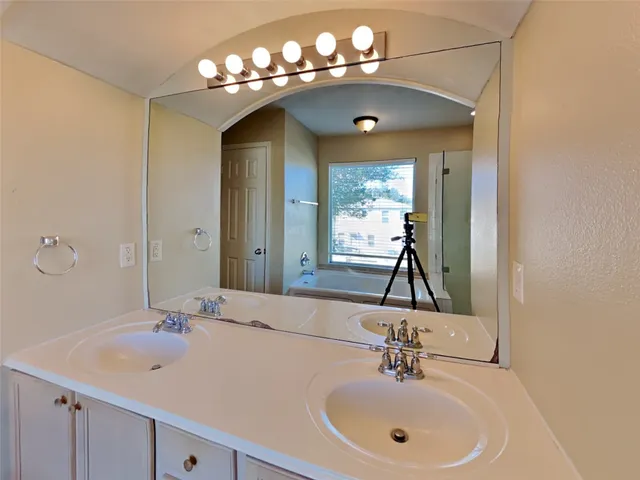 $2,285 | 3203 Farrel Hill Street, Fresno, TX 77545