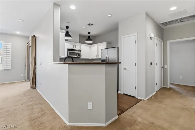 $309,999 | 4685 Apulia Drive, Unit 201, North Las Vegas, NV 89084