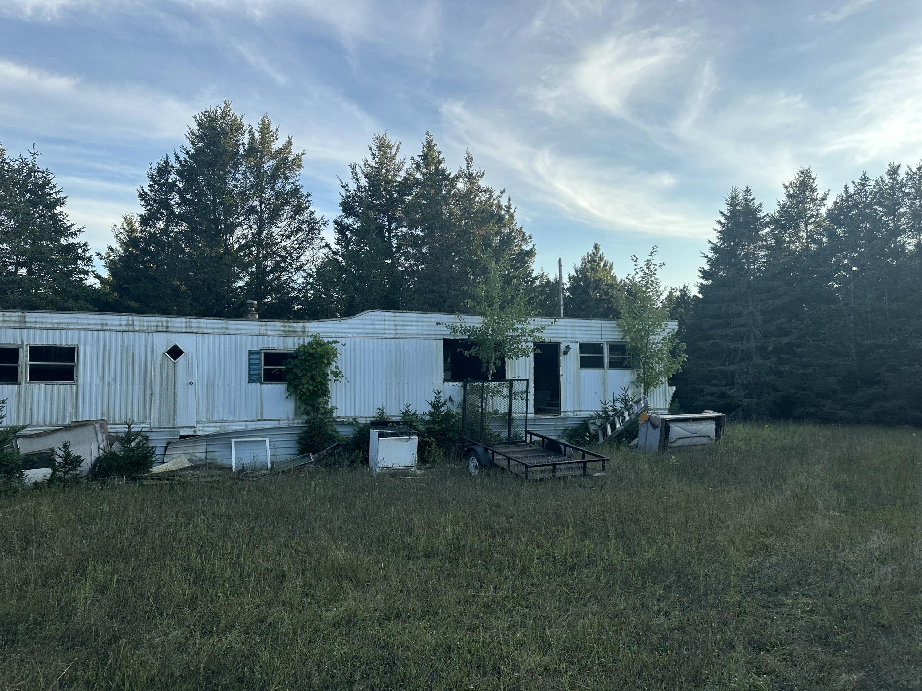 1075 East Madison Road Hart, MI 49420 - Photo 6 of 8 1000061638