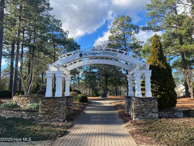 $225,000 | 260 Cochrane Castle Circle, Unit 5, Pinehurst, NC 28374