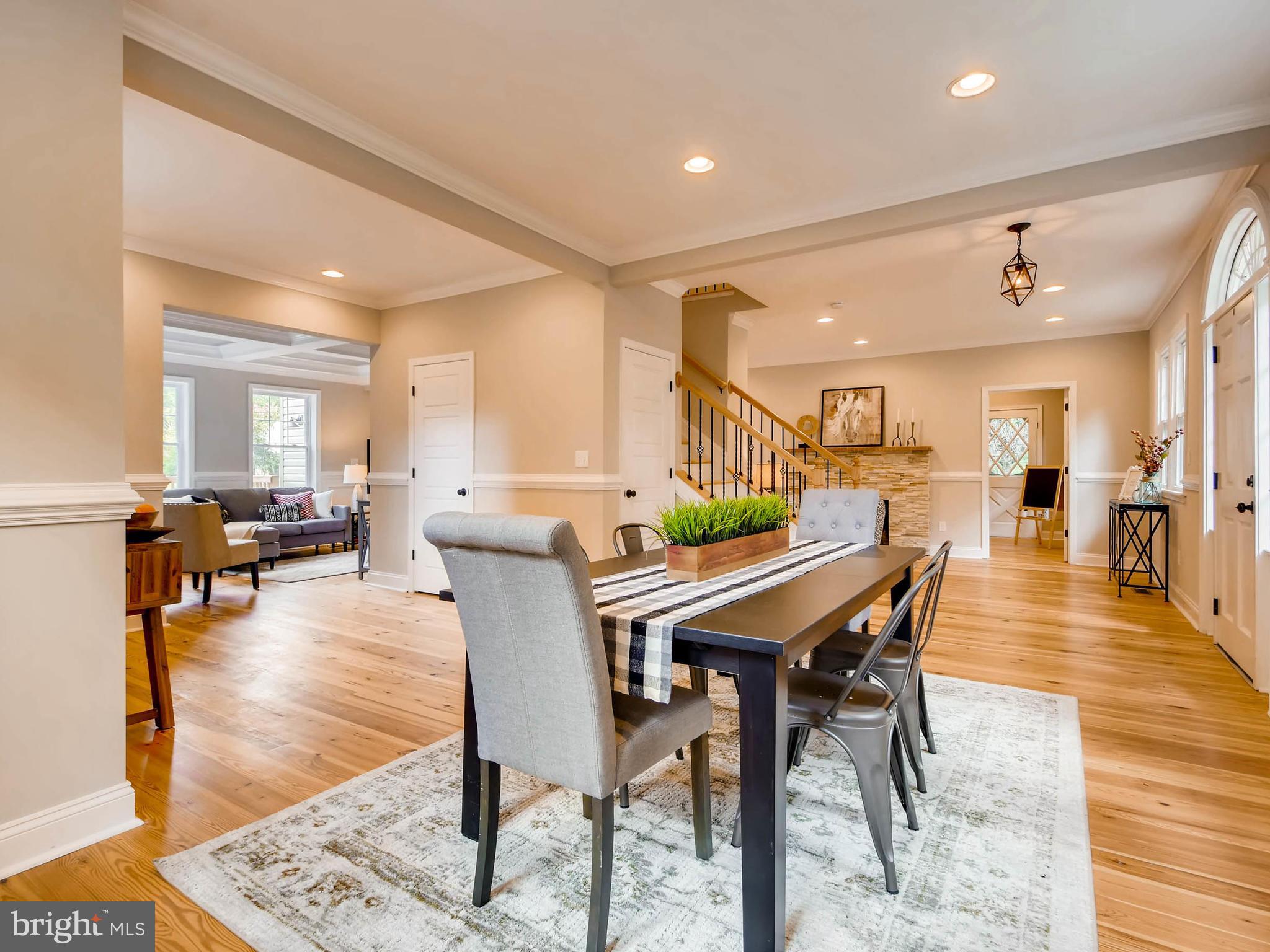 16 Overhill Road Baltimore, MD 21228 - Photo 16 of 30 Dining Room