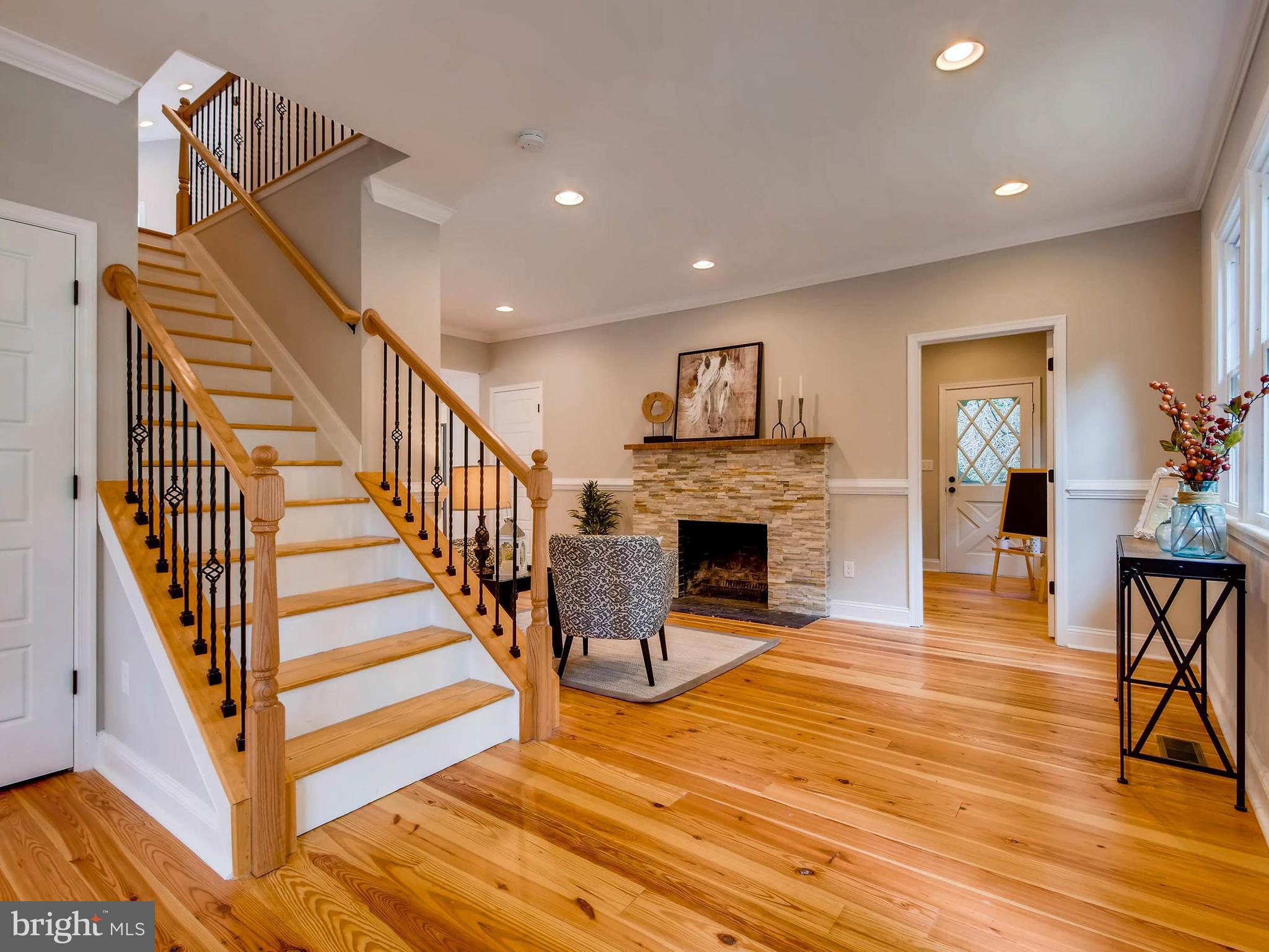 16 Overhill Road Baltimore, MD 21228 - Photo 4 of 30 Interior (General)