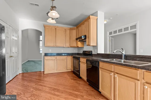 $625,000 | 920 Nathaniel Trail, Warminster, PA 18974