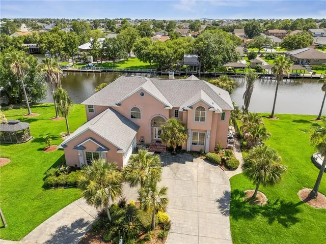 $679,000 | 104 Inlet Drive, Slidell, LA 70458