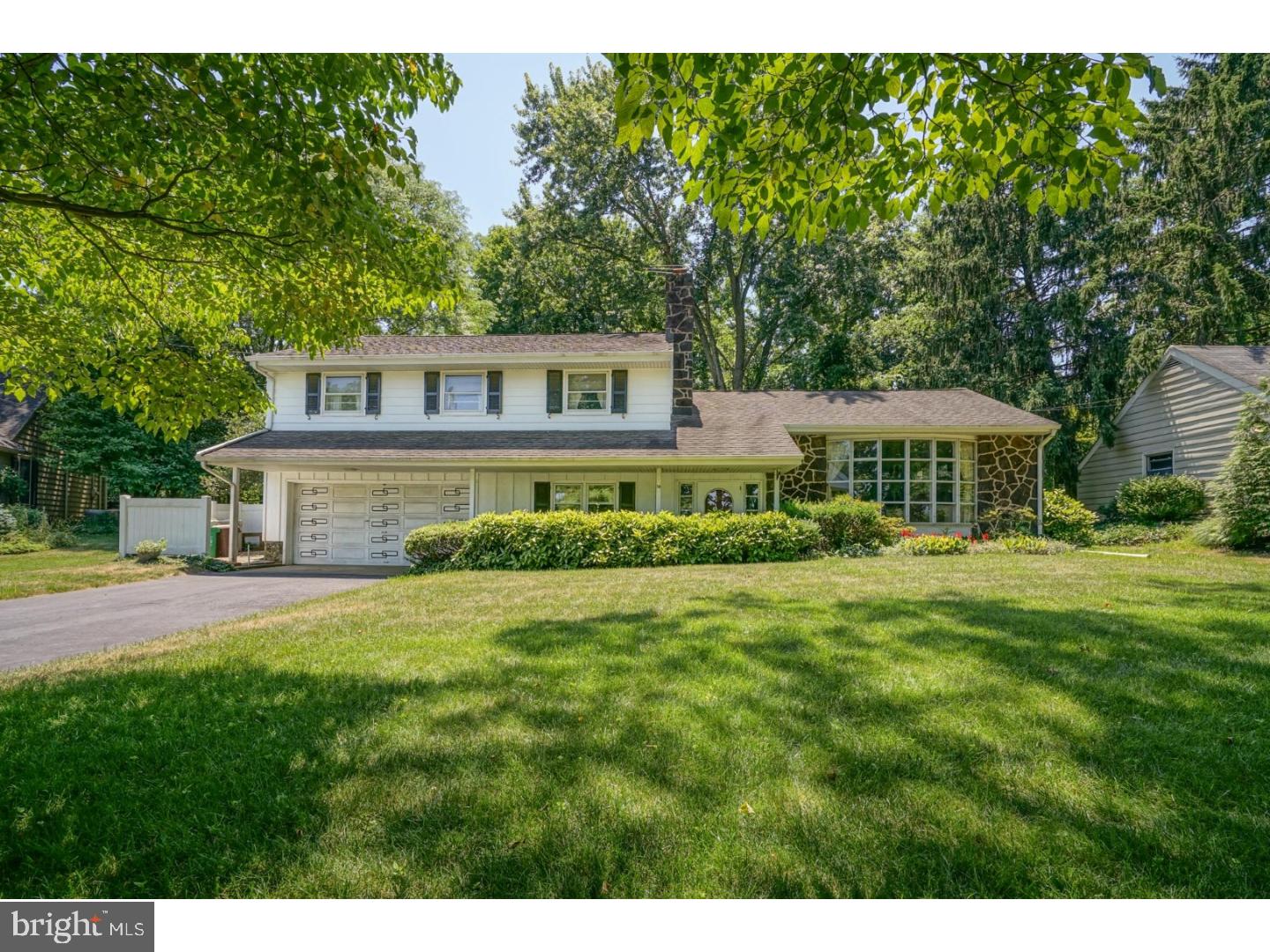 14 Oak Ridge Drive Haddonfield, NJ 08033 - Photo 1 of 23 Exterior Front