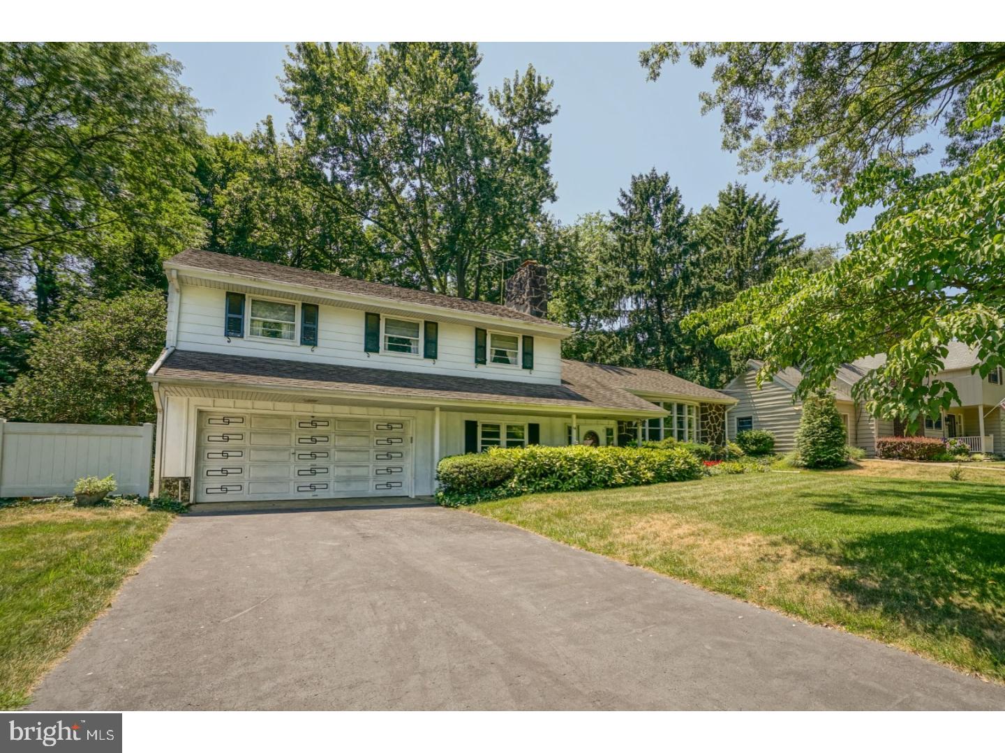 14 Oak Ridge Drive Haddonfield, NJ 08033 - Photo 2 of 23 Exterior Front