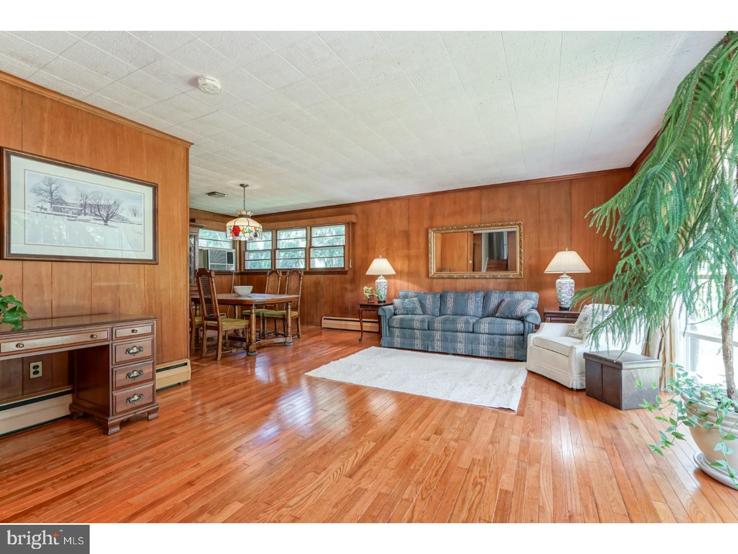 14 Oak Ridge Drive Haddonfield, NJ 08033 - Photo 4 of 23 Gallery Image 4