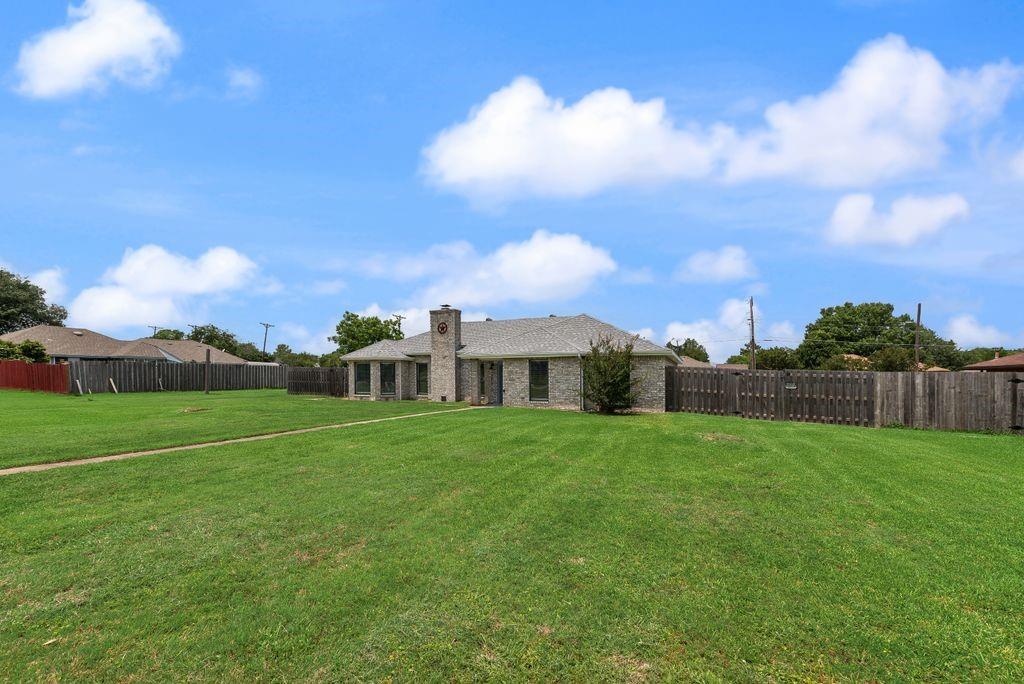 3517 Sachse Road Sachse, TX 75048 - Photo 2 of 40