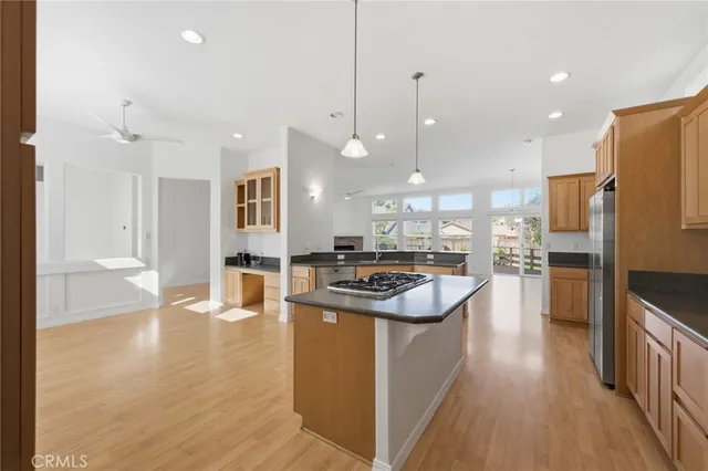 $2,499,000 | 158 Cecil Place, Costa Mesa, CA 92627