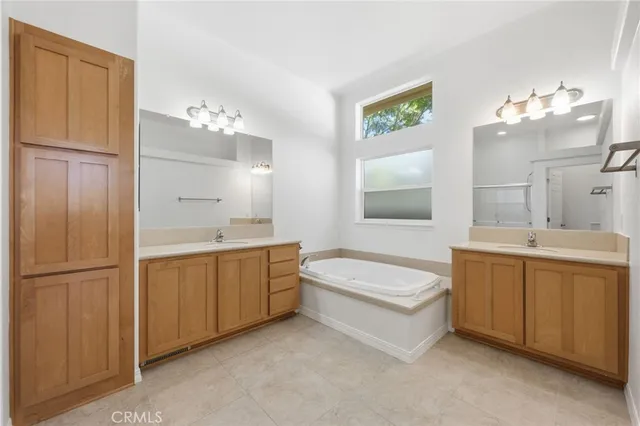 $2,499,000 | 158 Cecil Place, Costa Mesa, CA 92627