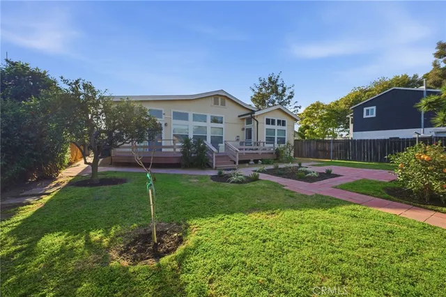 $2,499,000 | 158 Cecil Place, Costa Mesa, CA 92627