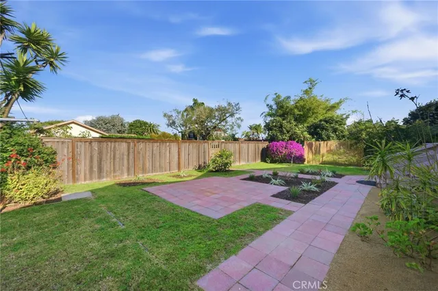 $2,499,000 | 158 Cecil Place, Costa Mesa, CA 92627