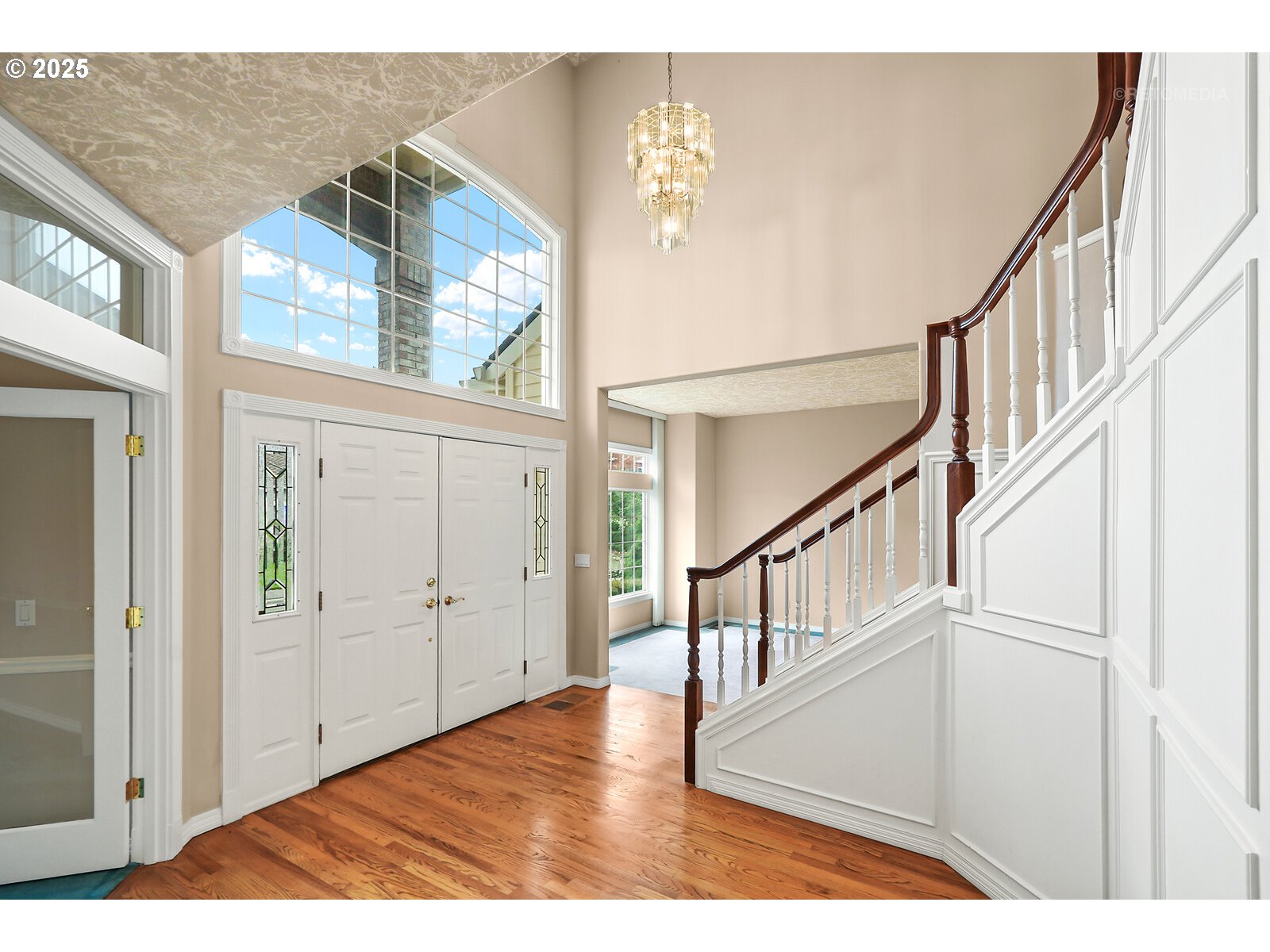 2525 Northwest 141st Place Portland, OR 97229 - Photo 4 of 48 a view of entryway with wooden floor