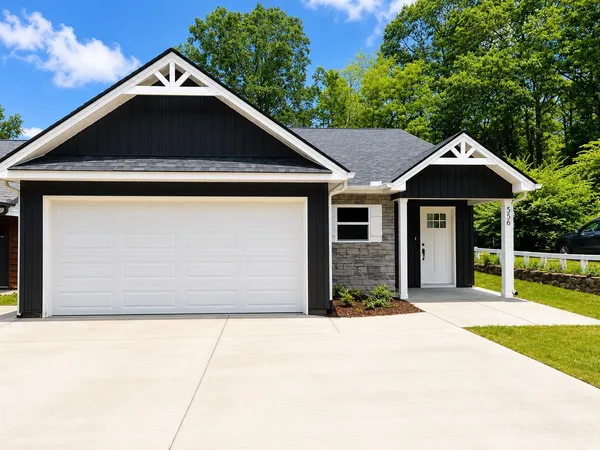 $262,900 | 556 South Main Street, Woodruff, SC 29388