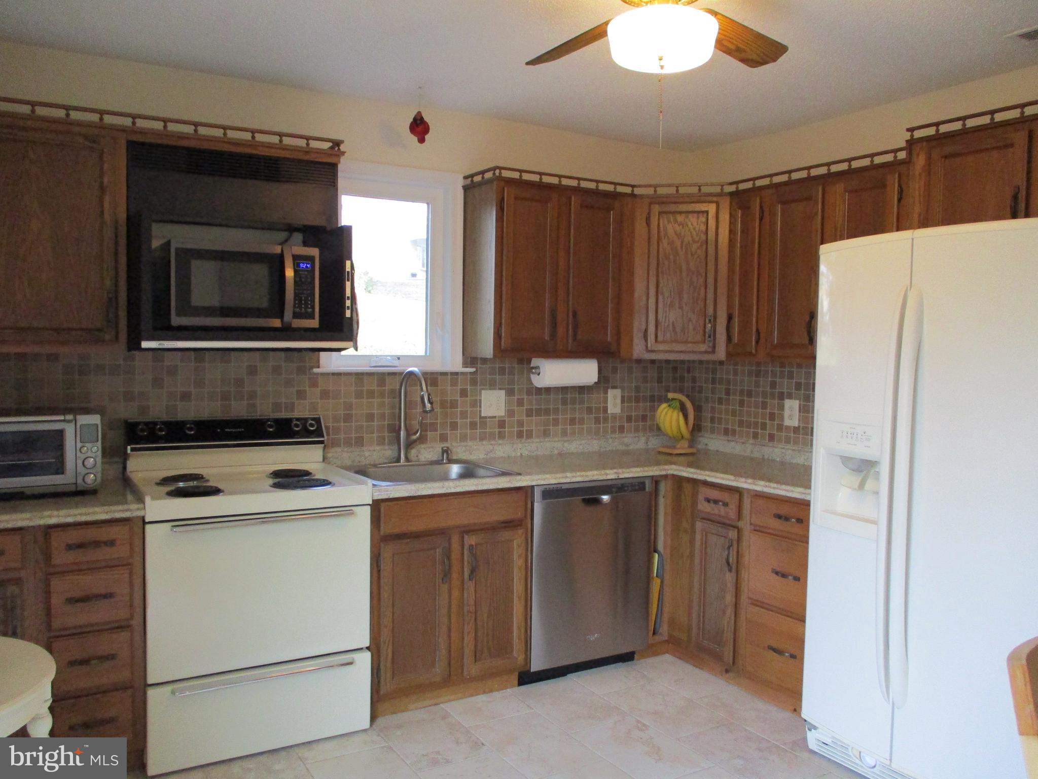 490 Highland Road Red Lion, PA 17356 - Photo 6 of 35 Gallery Image 6