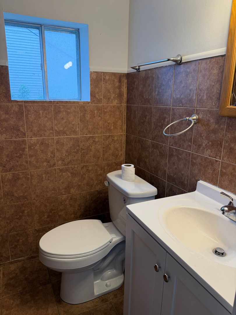 934 South Harvard Avenue Addison, IL 60101 - Photo 10 of 14
